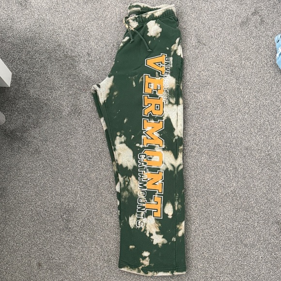 Jansport University of Vermont Tie-Dye Sweatpants - Picture 2 of 6